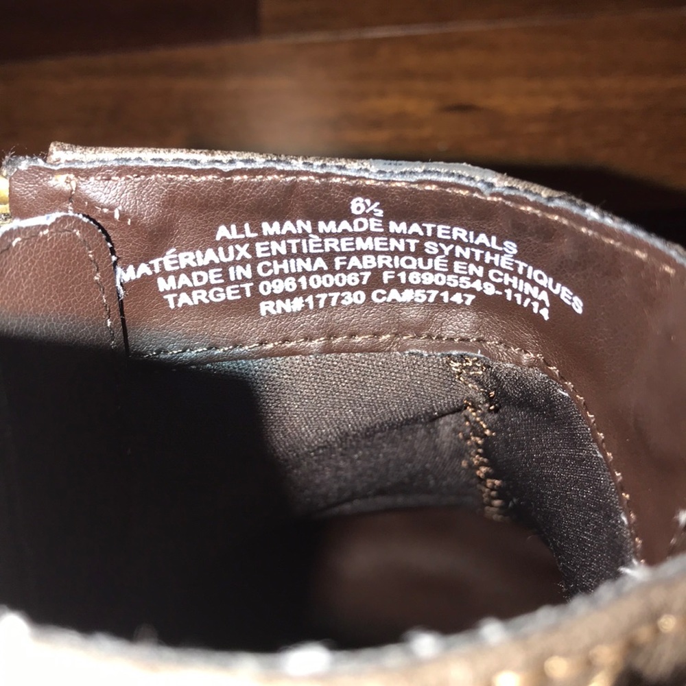 Target booties - Picture 7 of 7